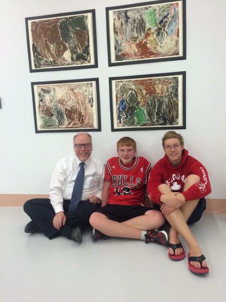 Elias' art exhibition at museum