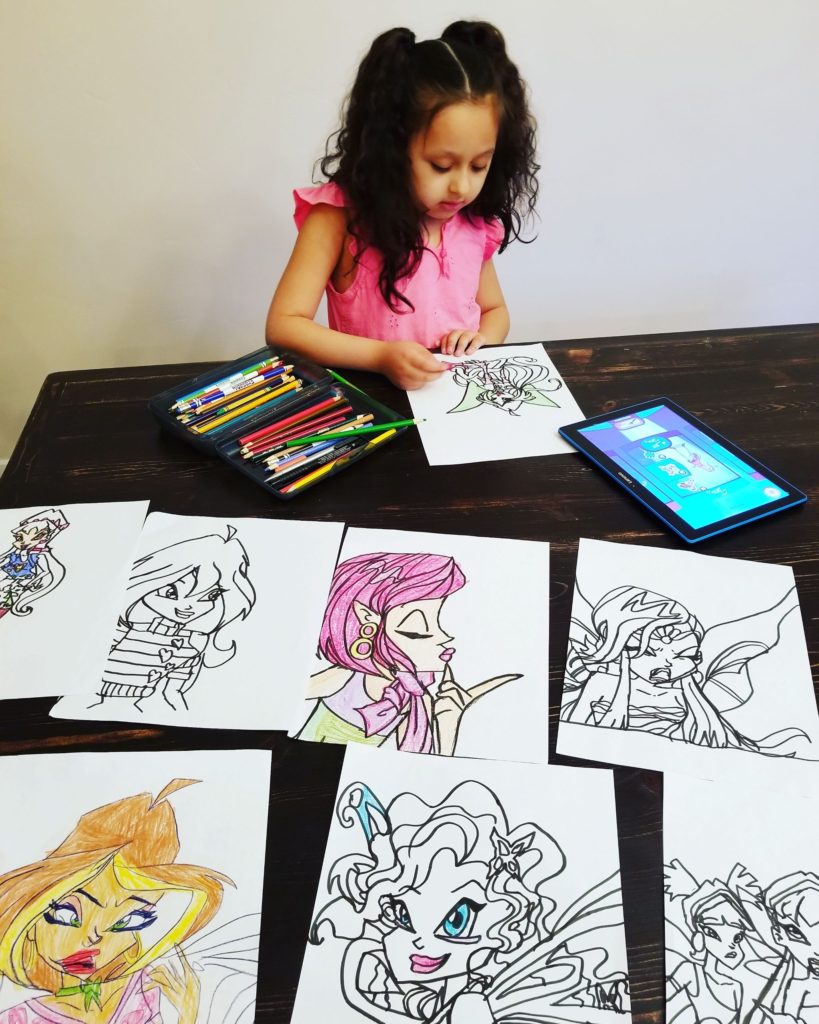 8yearold autistic girl creates amazing portraits The Art of Autism